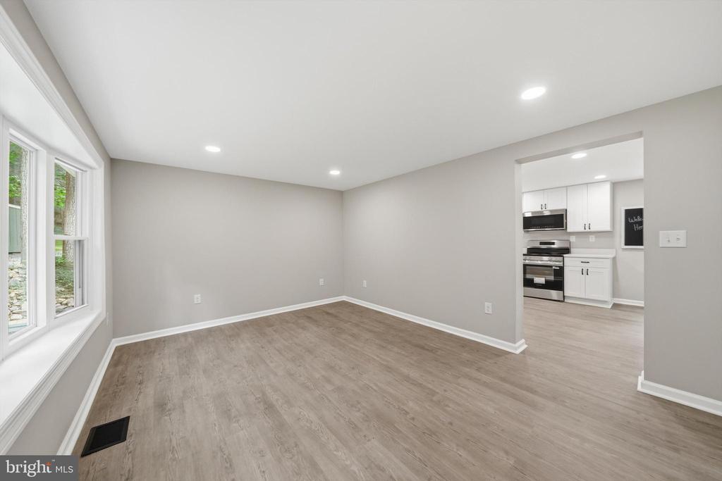 2911 KAETZEL ROAD