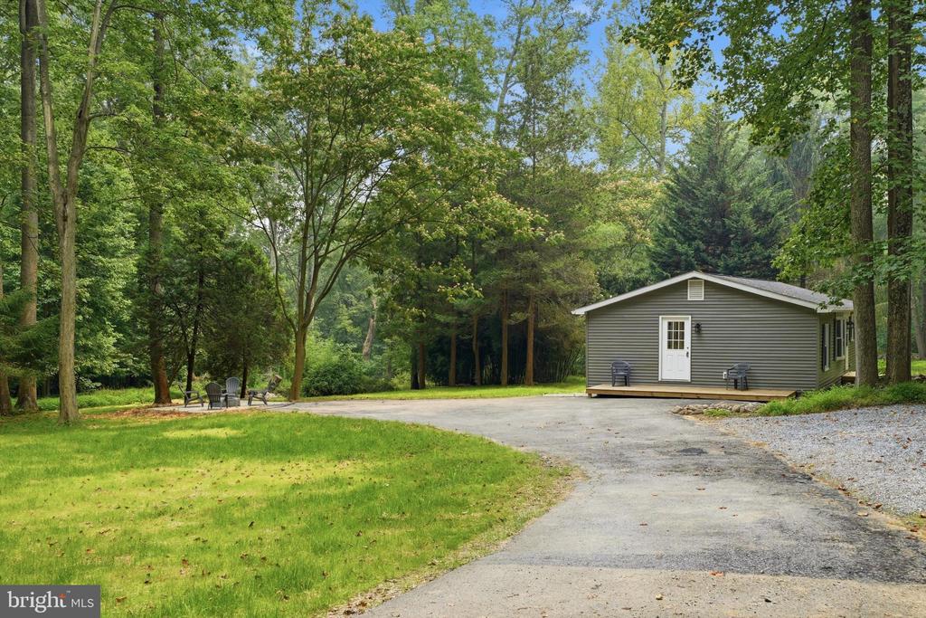 2911 KAETZEL ROAD