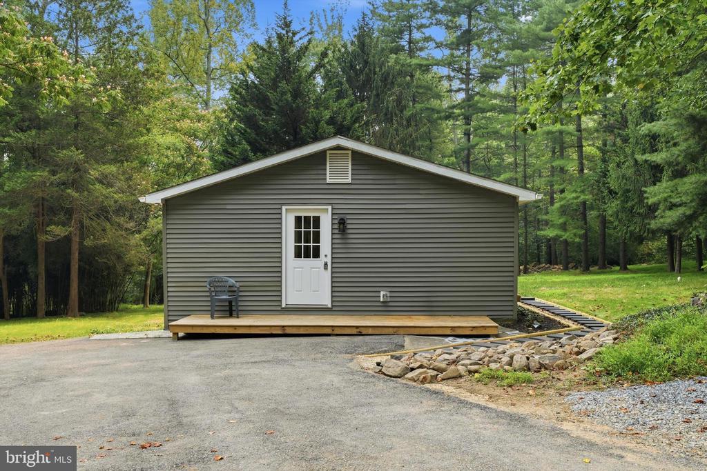 2911 KAETZEL ROAD