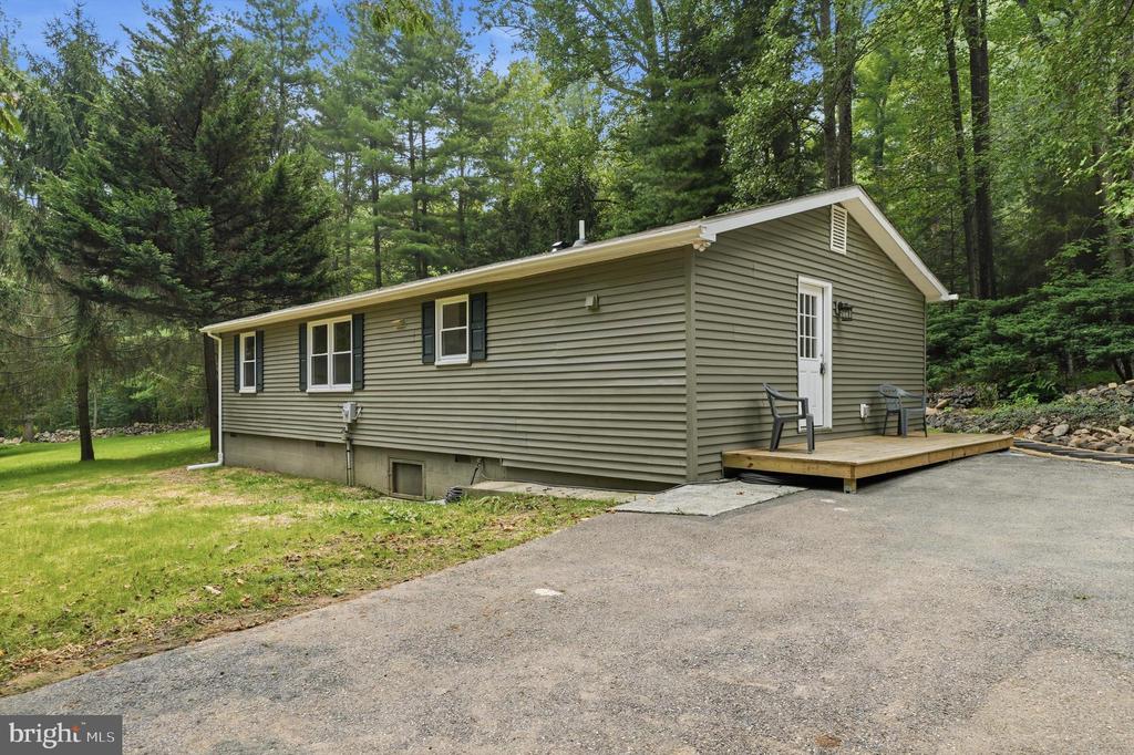 2911 KAETZEL ROAD