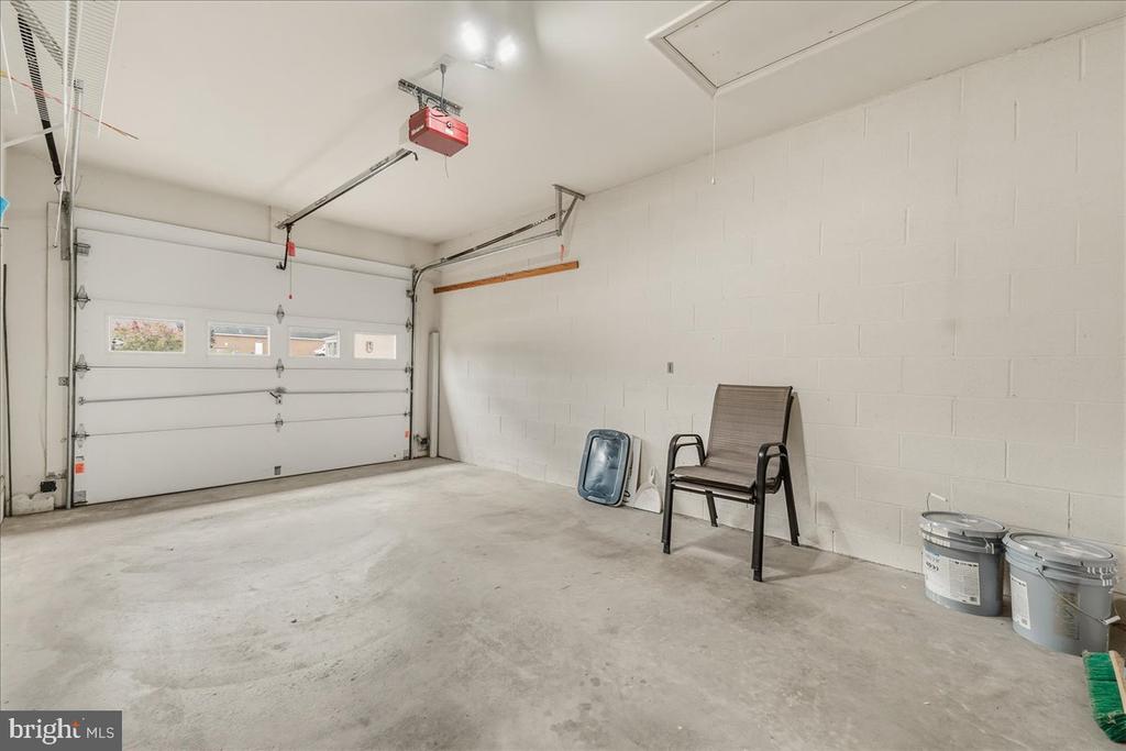 118 SUNFLOWER DRIVE