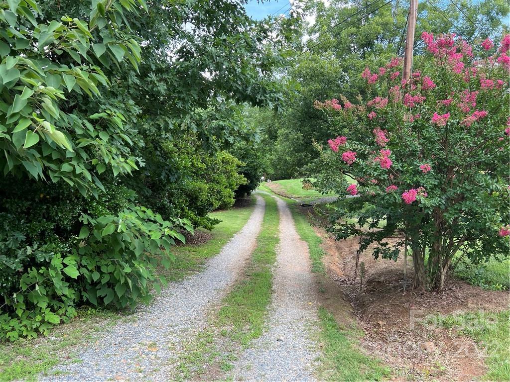 210 Moriah School Road