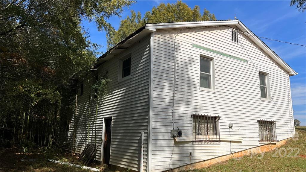 912 Skinner Road