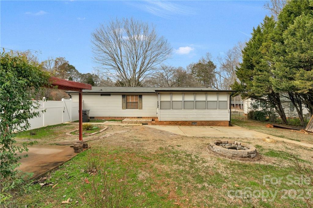 1309 Lane Road