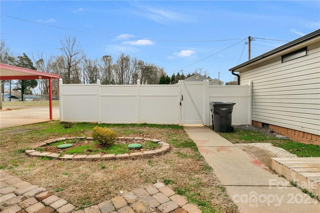 1309 Lane Road
