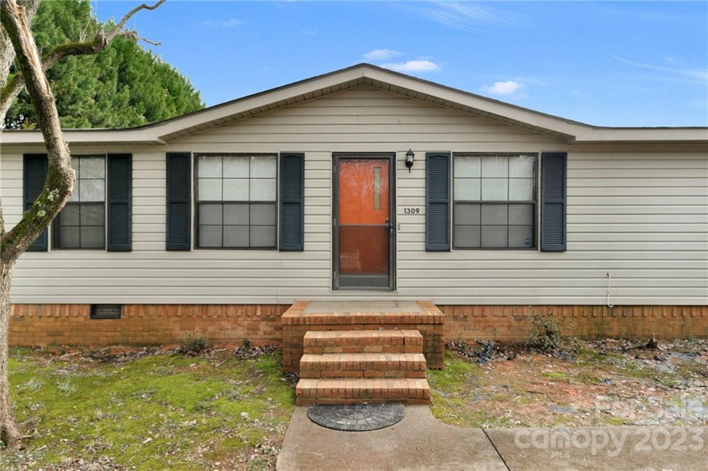 1309 Lane Road