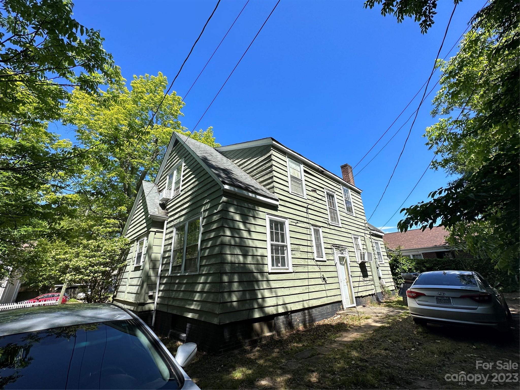 704 N Washington Street