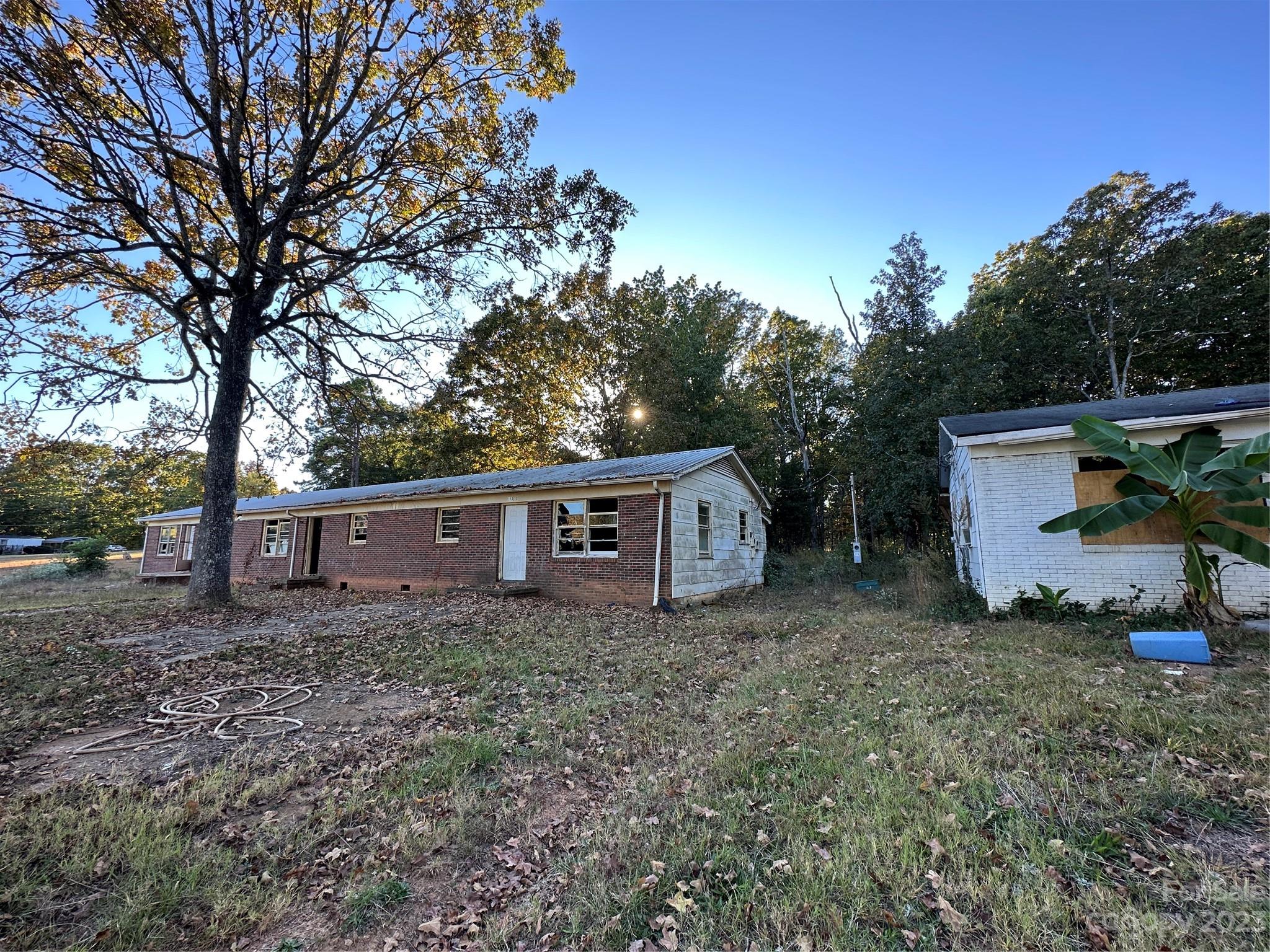 103 & 105 Maple Drive