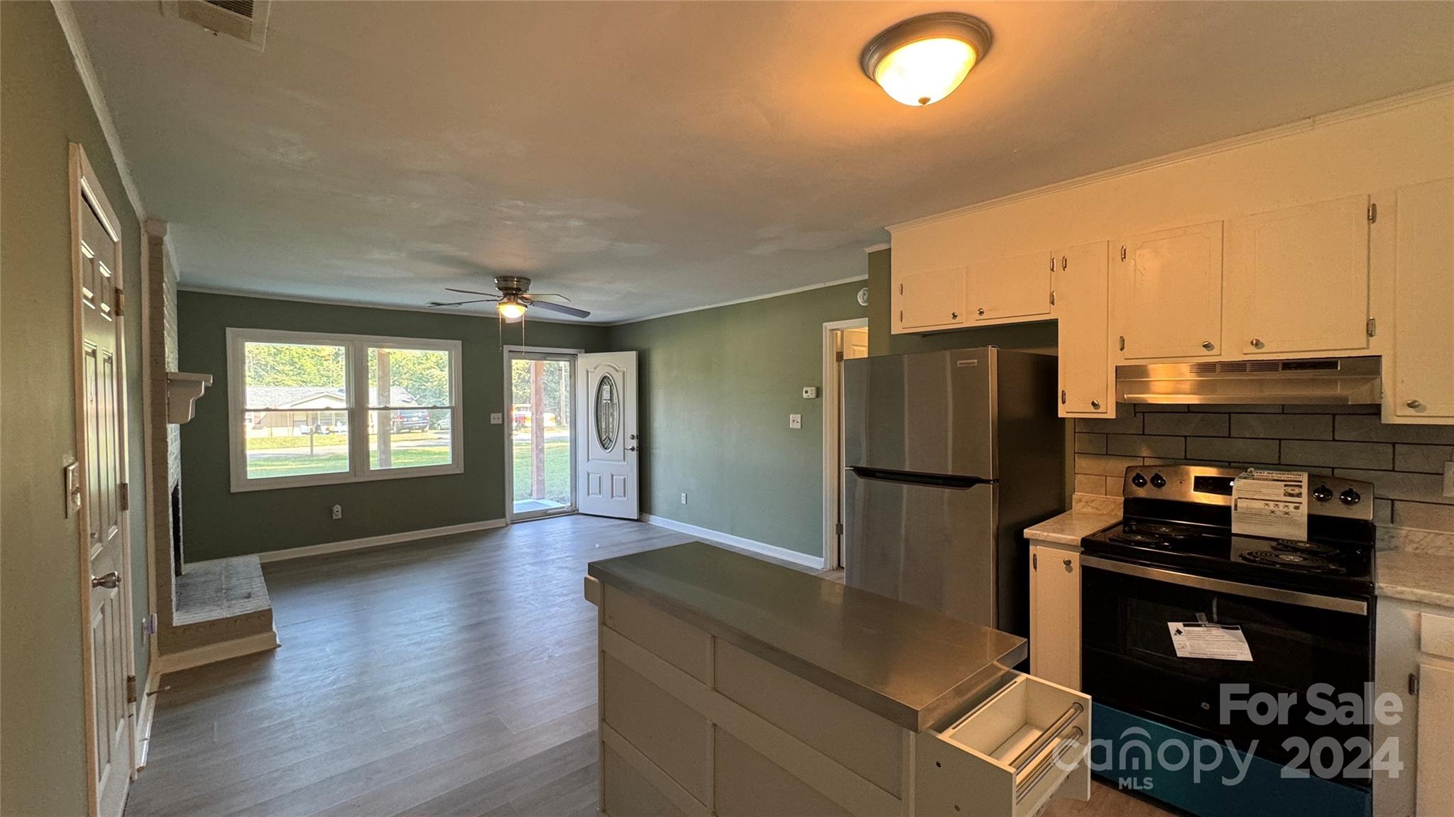 4216 Homeplace Drive