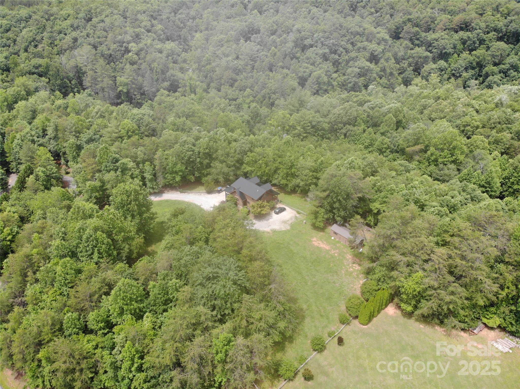 460 Cascades Parkway