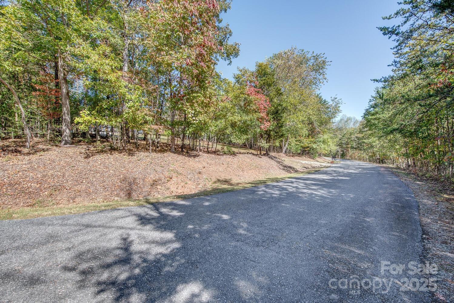 460 Cascades Parkway