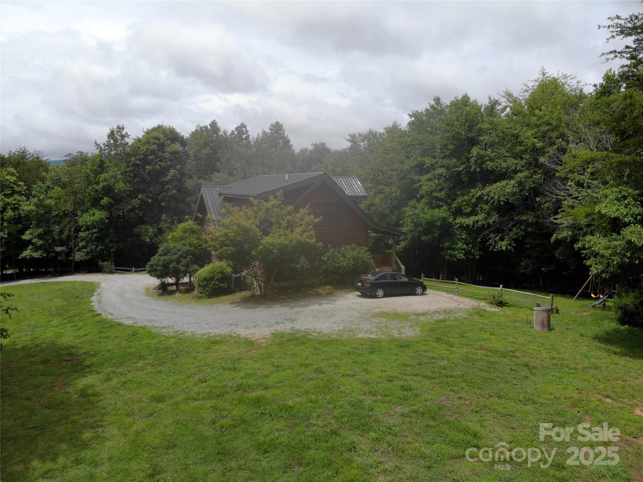 460 Cascades Parkway