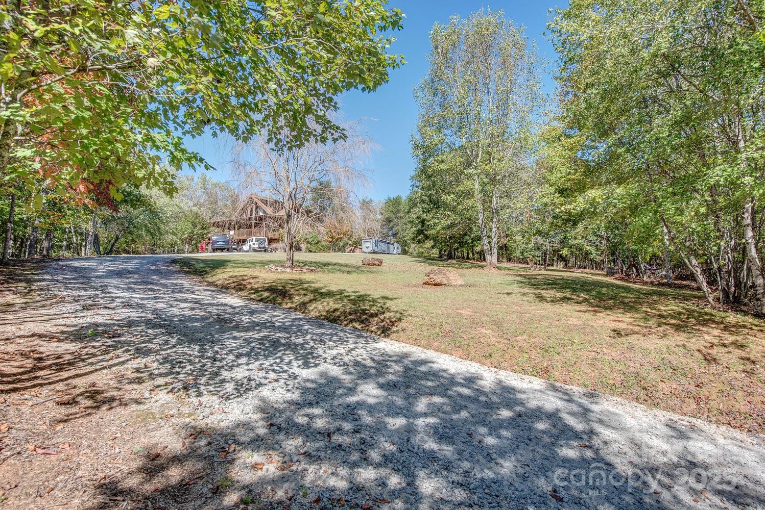 460 Cascades Parkway