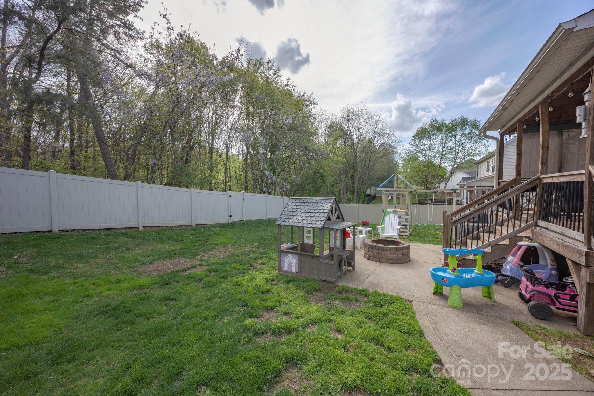 908 Carole Summey Drive
