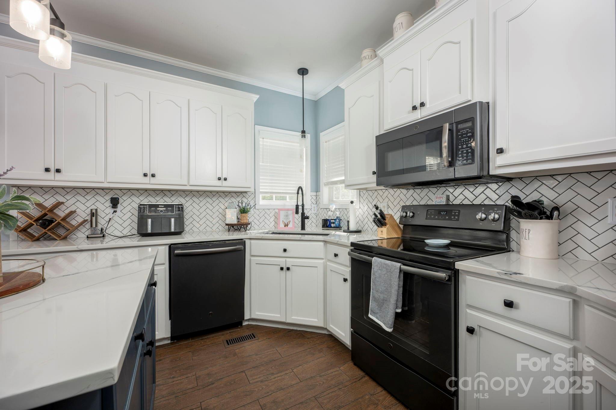 908 Carole Summey Drive