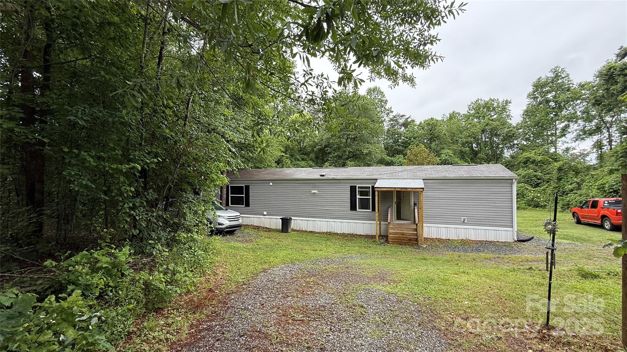 143 Hamilton Road