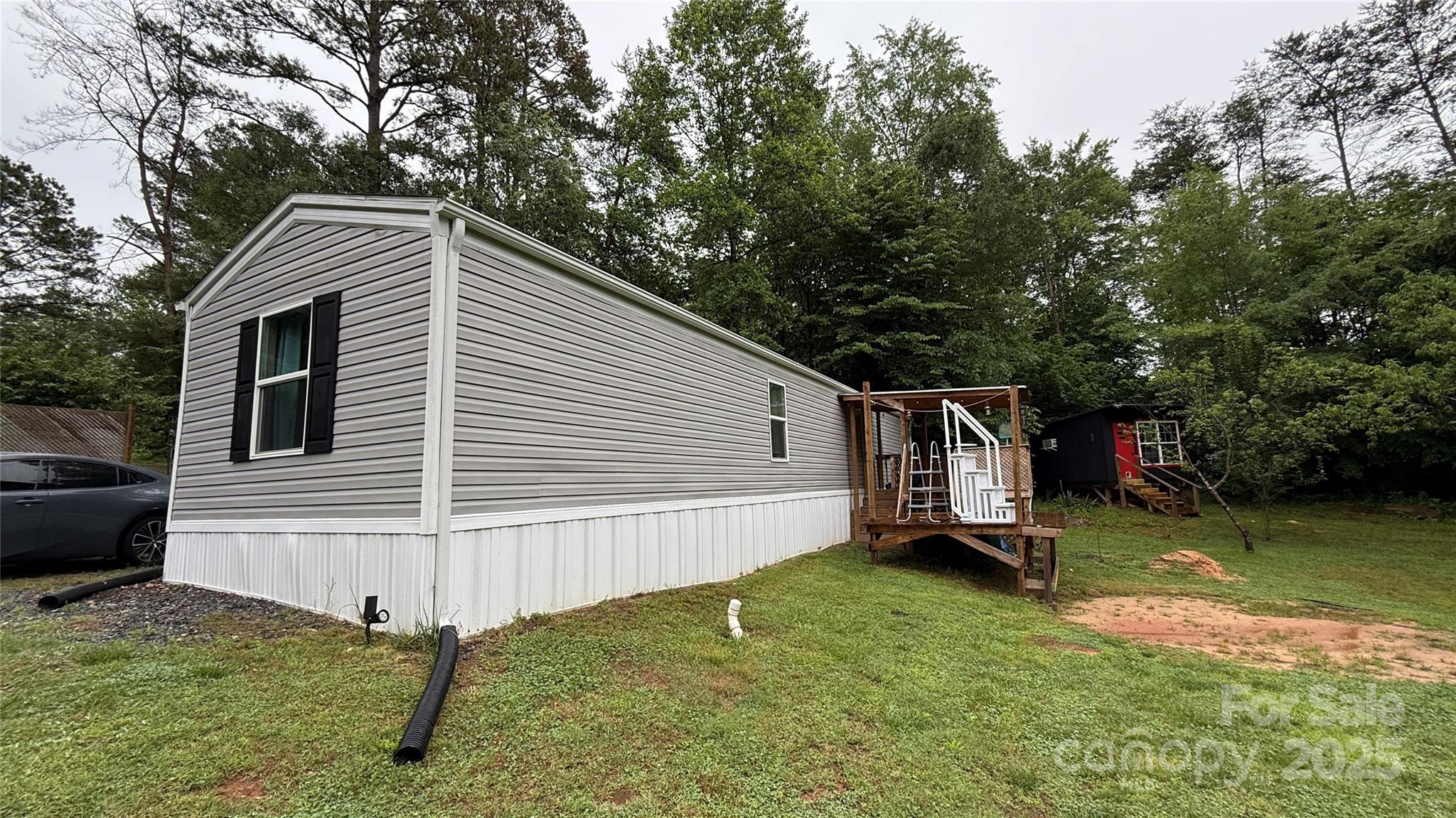 143 Hamilton Road