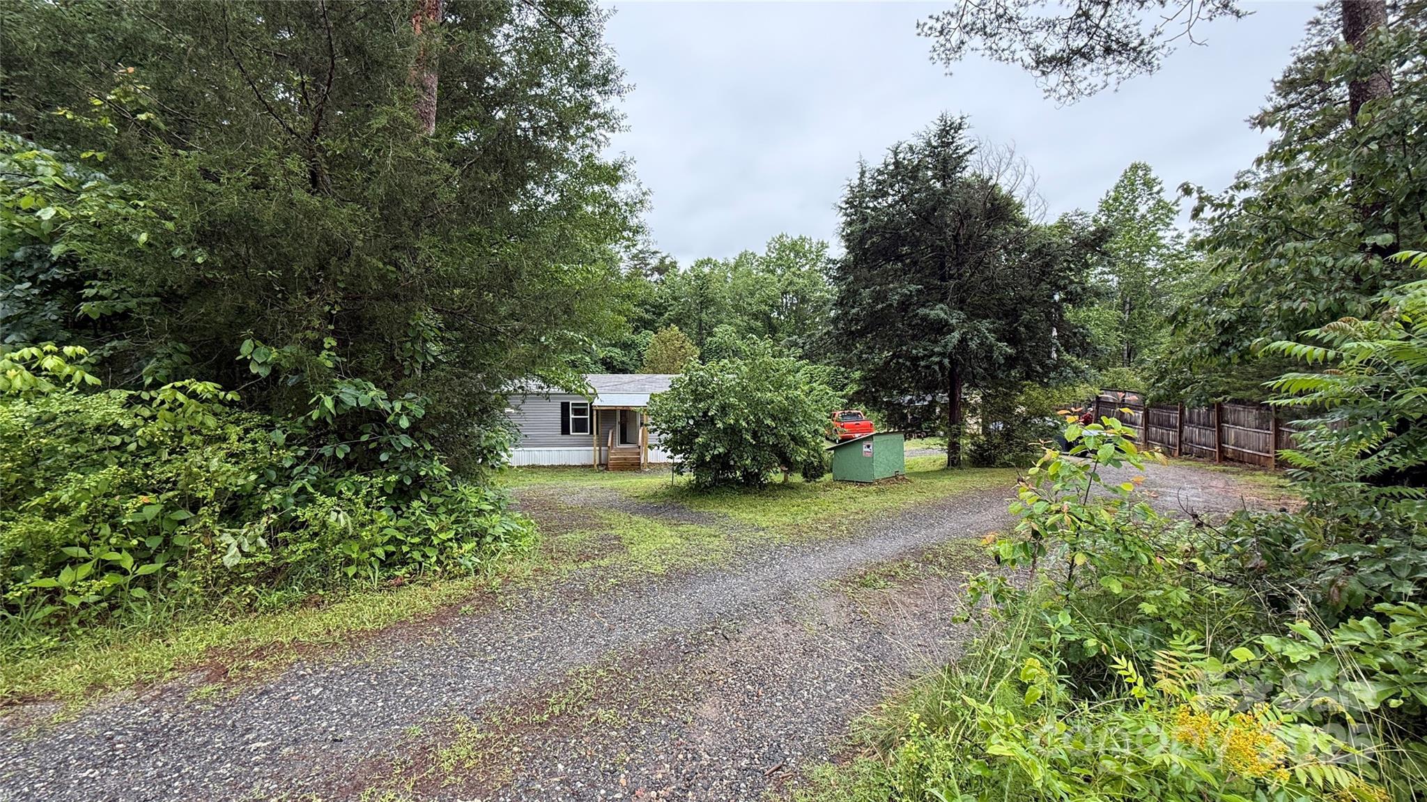 143 Hamilton Road