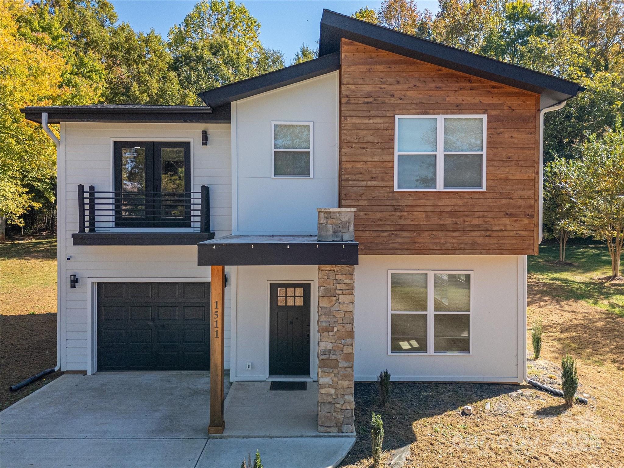 1511 Farm Road