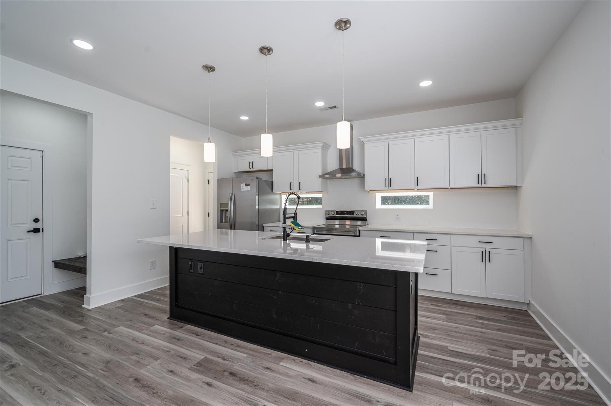 1511 Farm Road