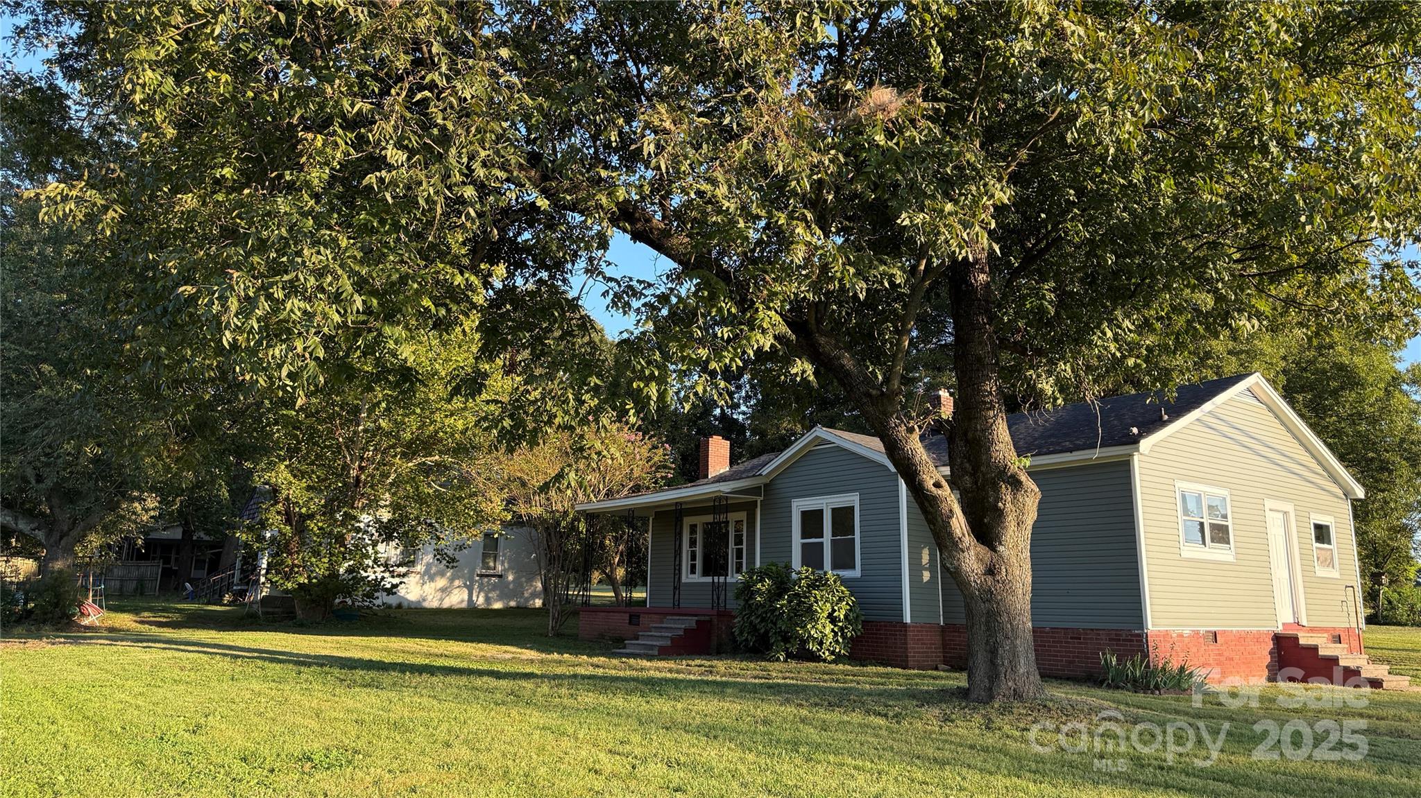 3839 Dixon Boulevard