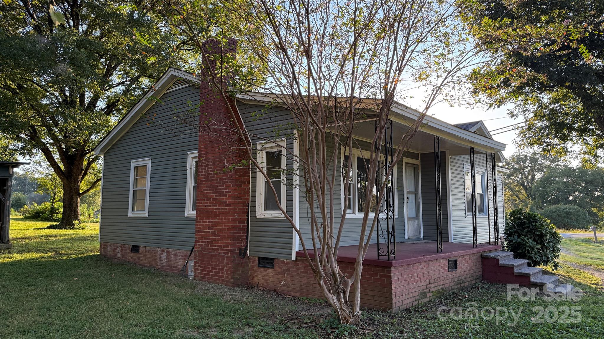 3839 Dixon Boulevard