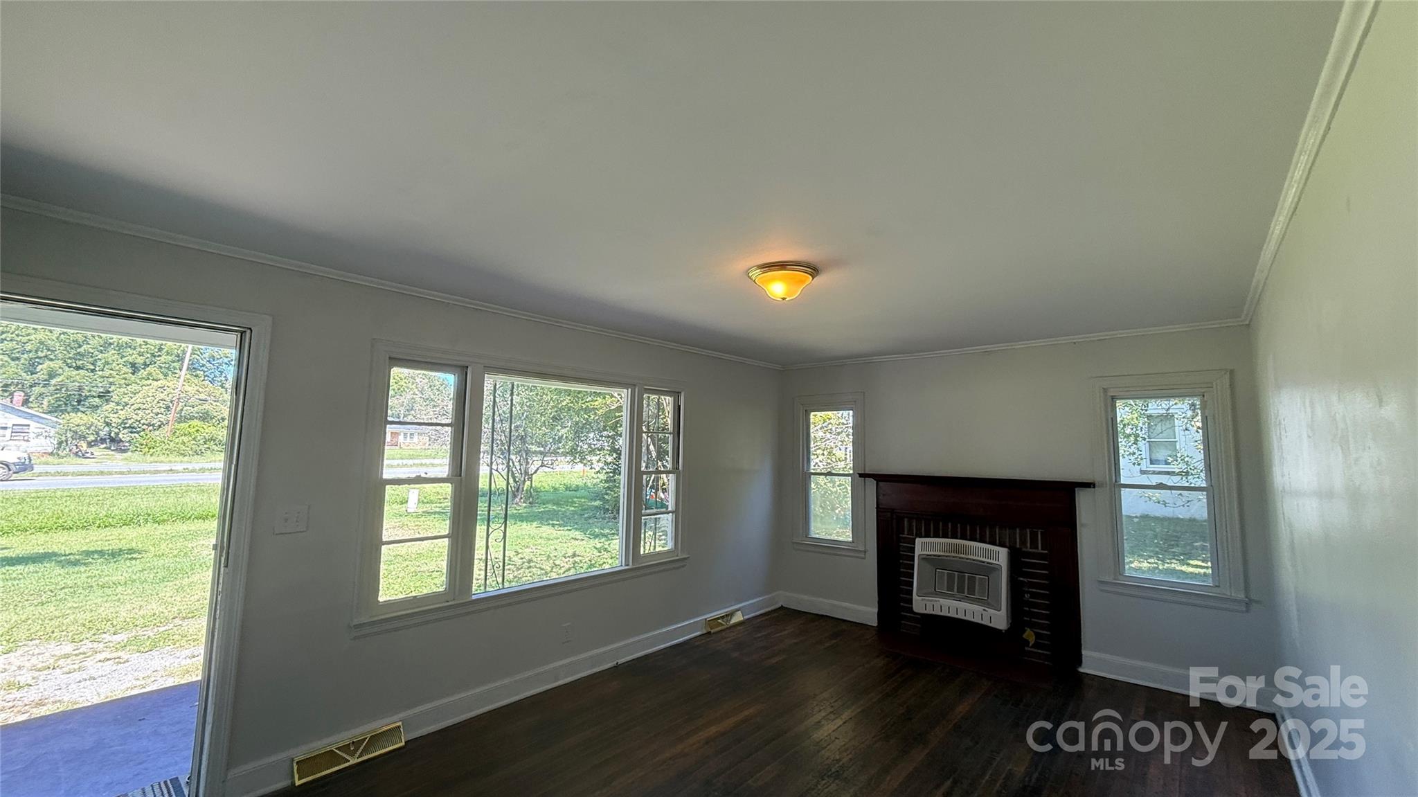 3839 Dixon Boulevard