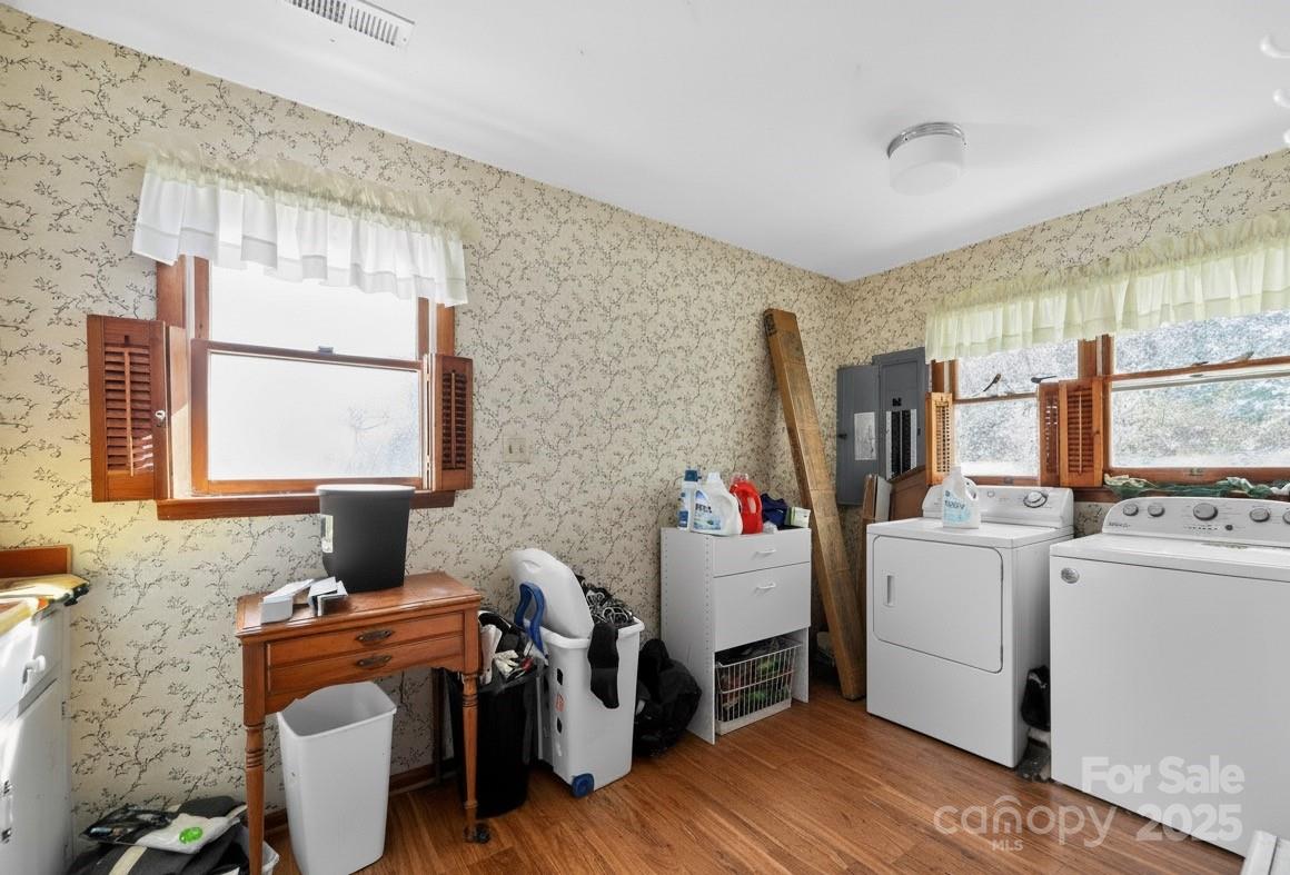 609 S Country Club Drive