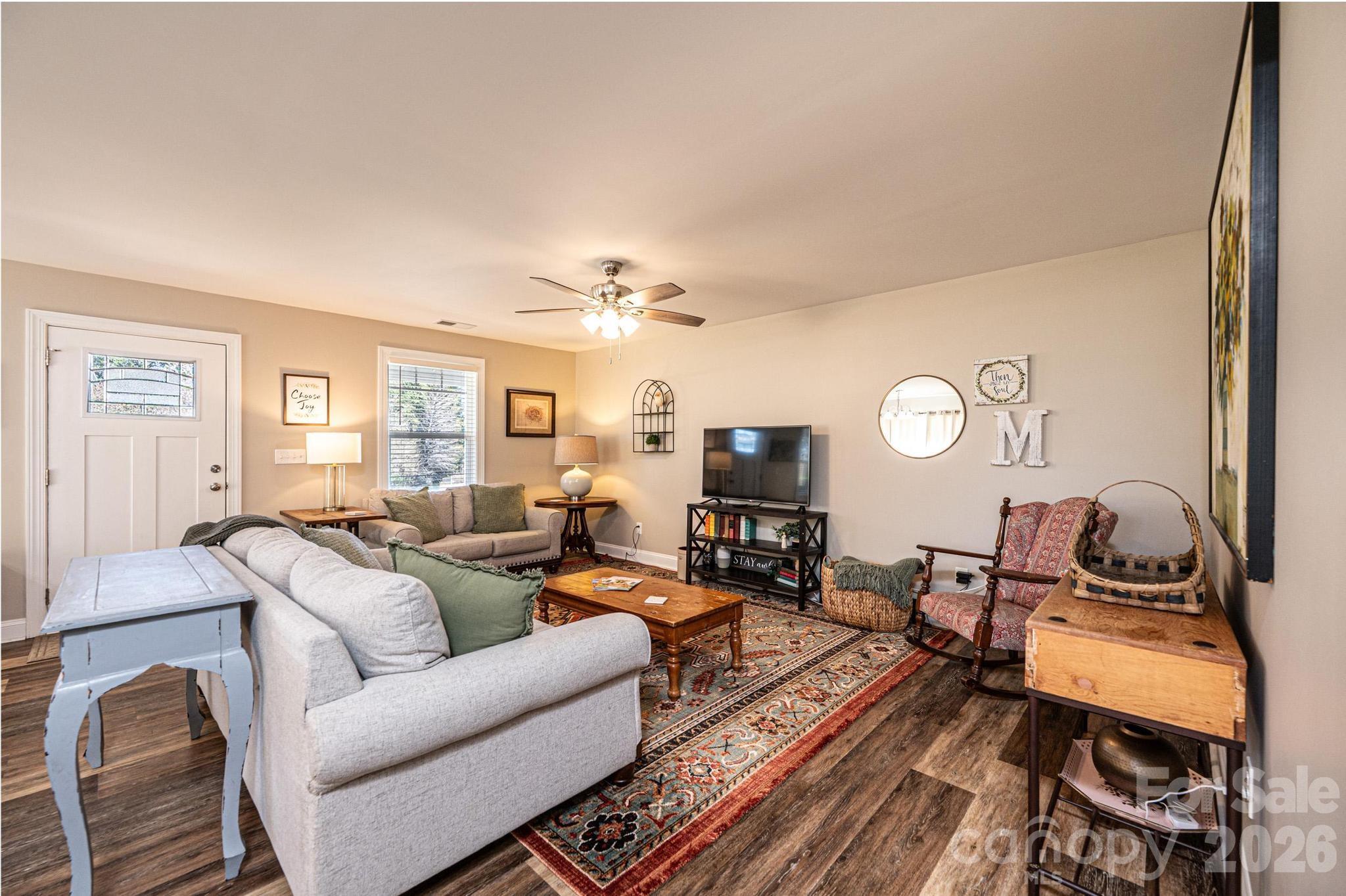 1203 Hillsboro Court