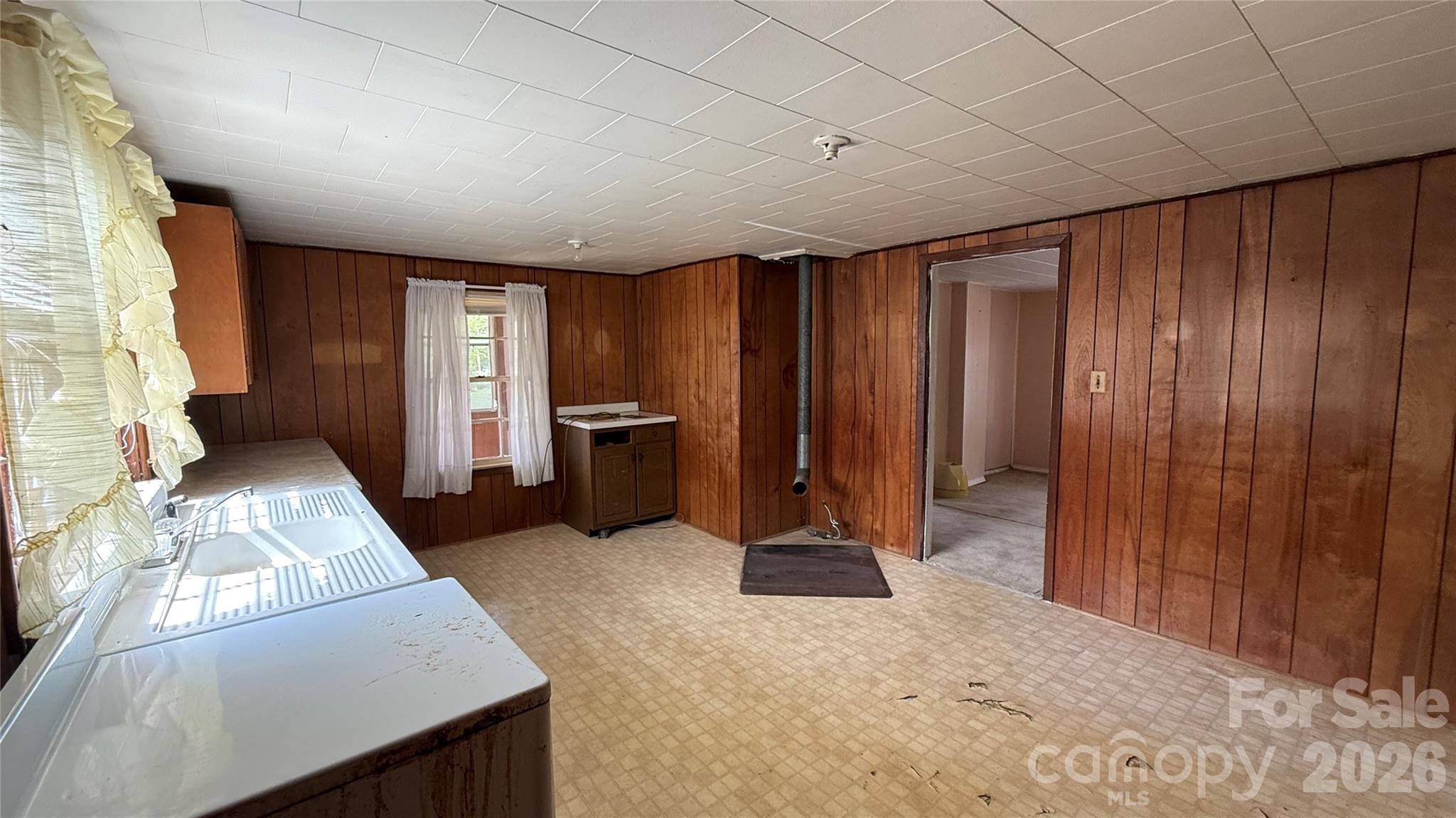 1717 Shelby Road