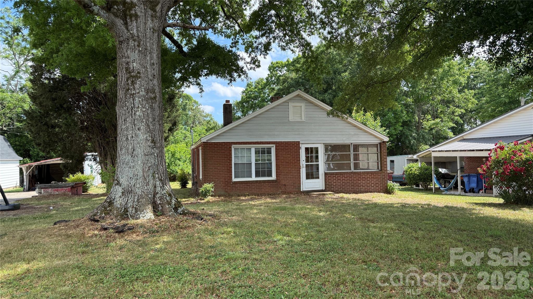 1717 Shelby Road