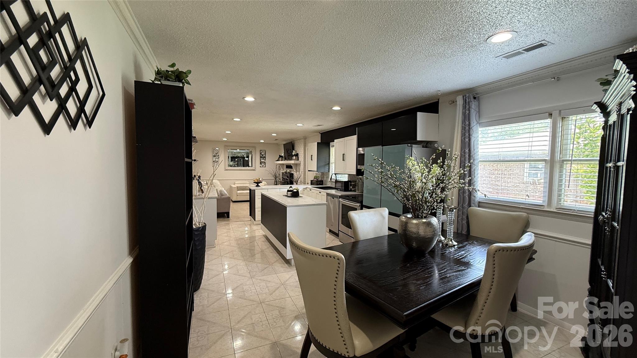 172 Parkland Drive
