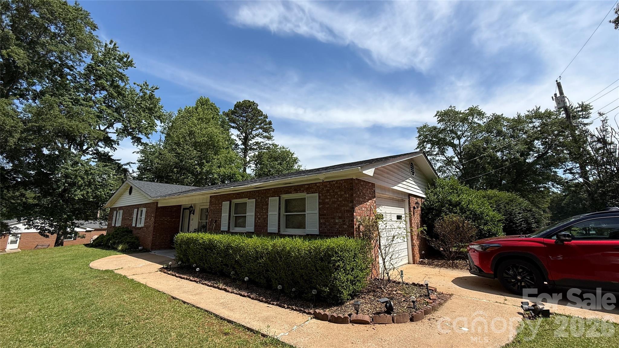 172 Parkland Drive