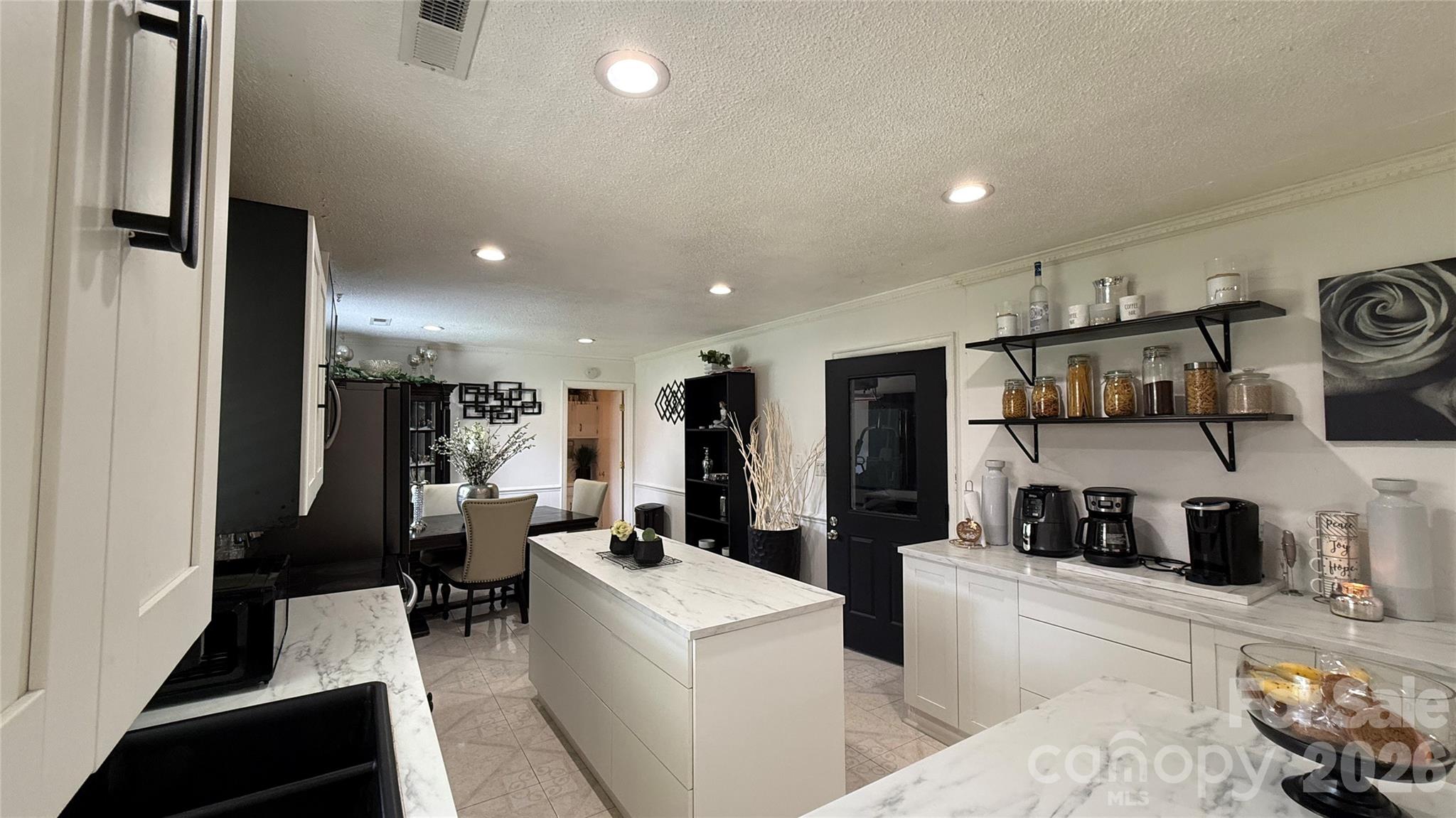 172 Parkland Drive