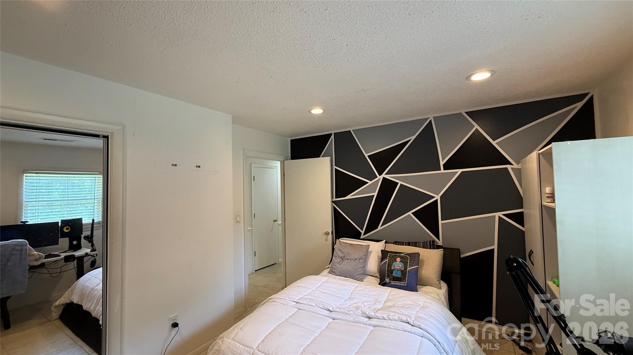 172 Parkland Drive