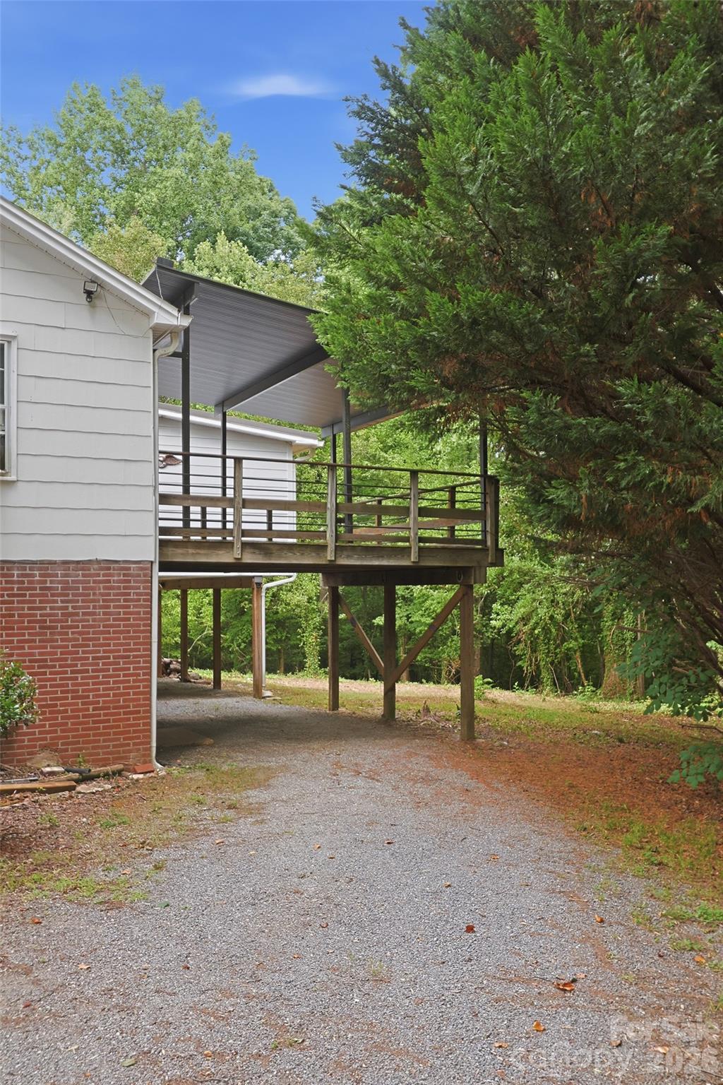 153 Southwinds Drive