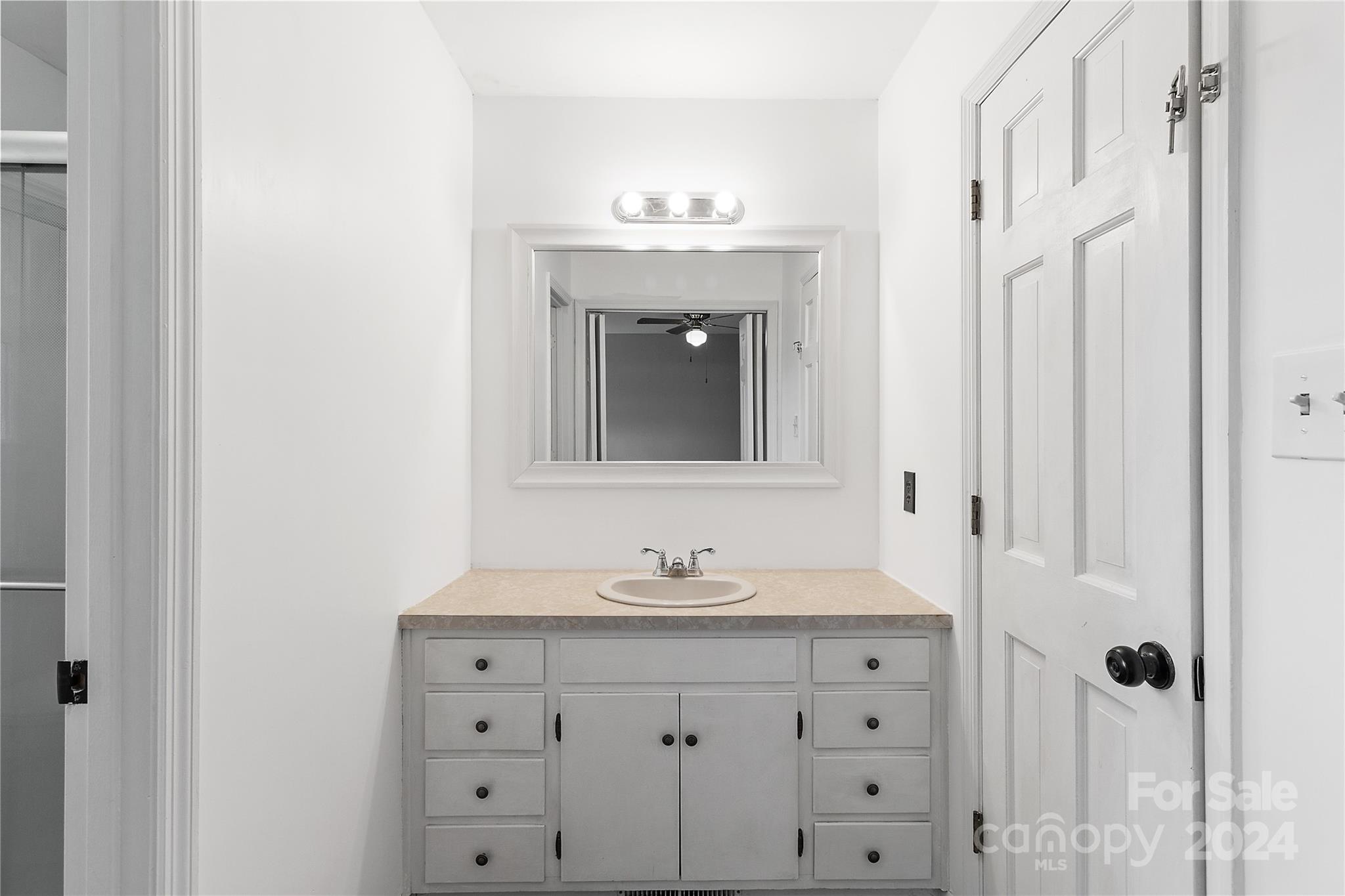 2006 Fairway Drive