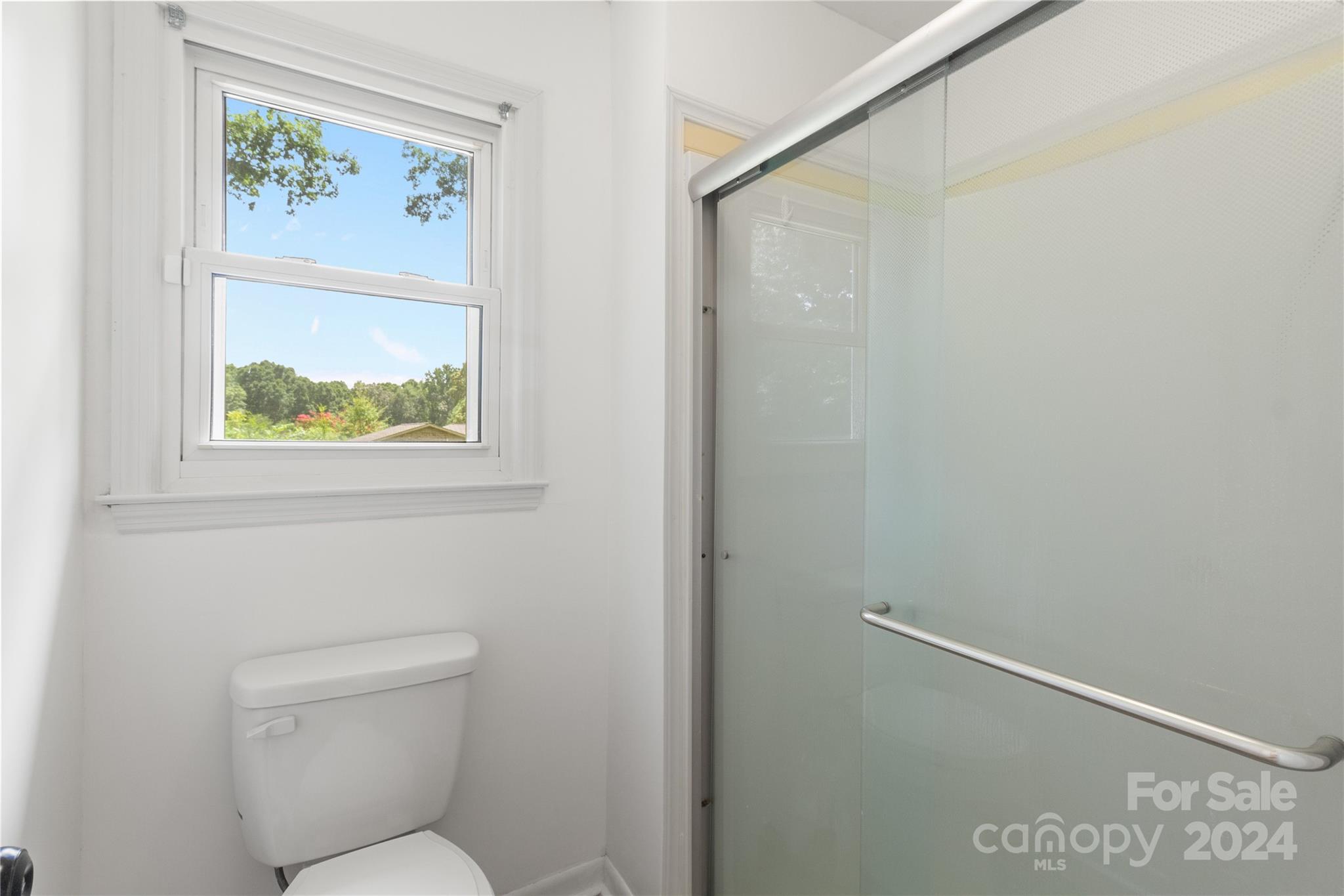 2006 Fairway Drive