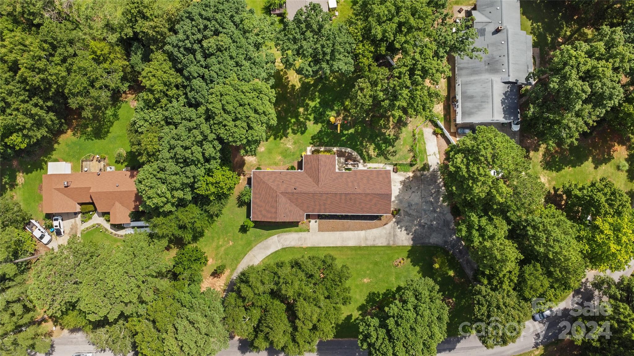 2006 Fairway Drive