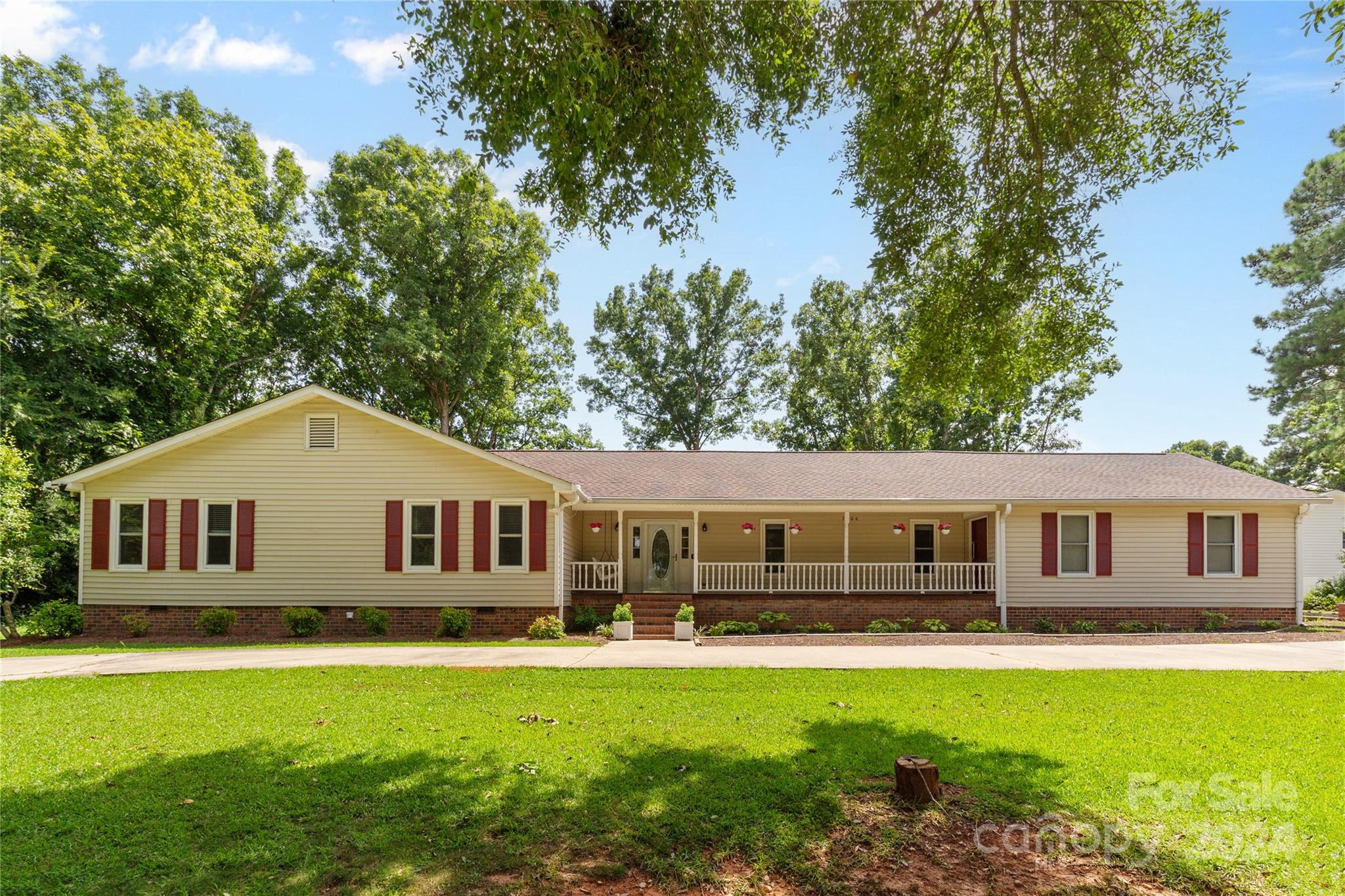 2006 Fairway Drive