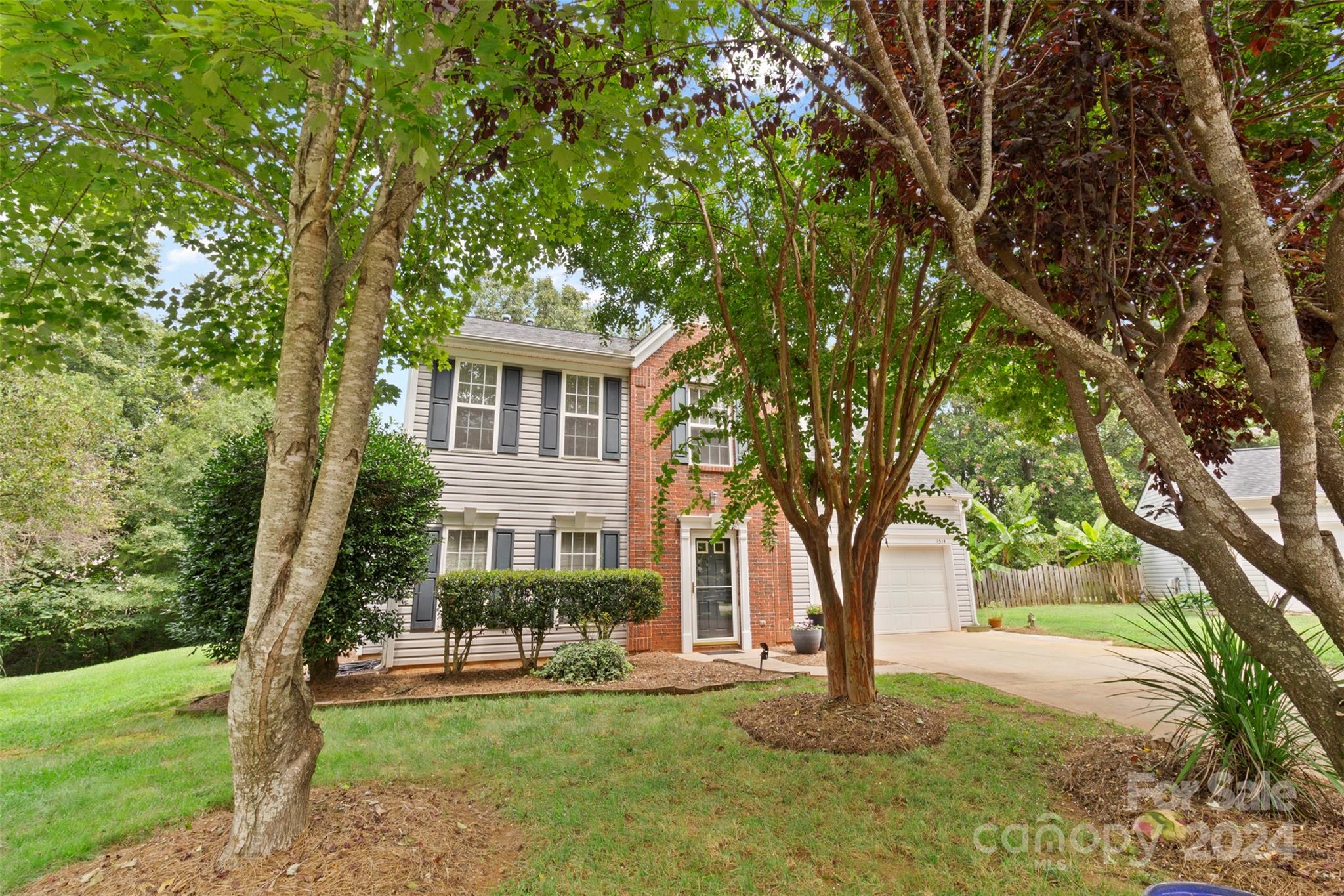 1514 Juniper Hills Lane