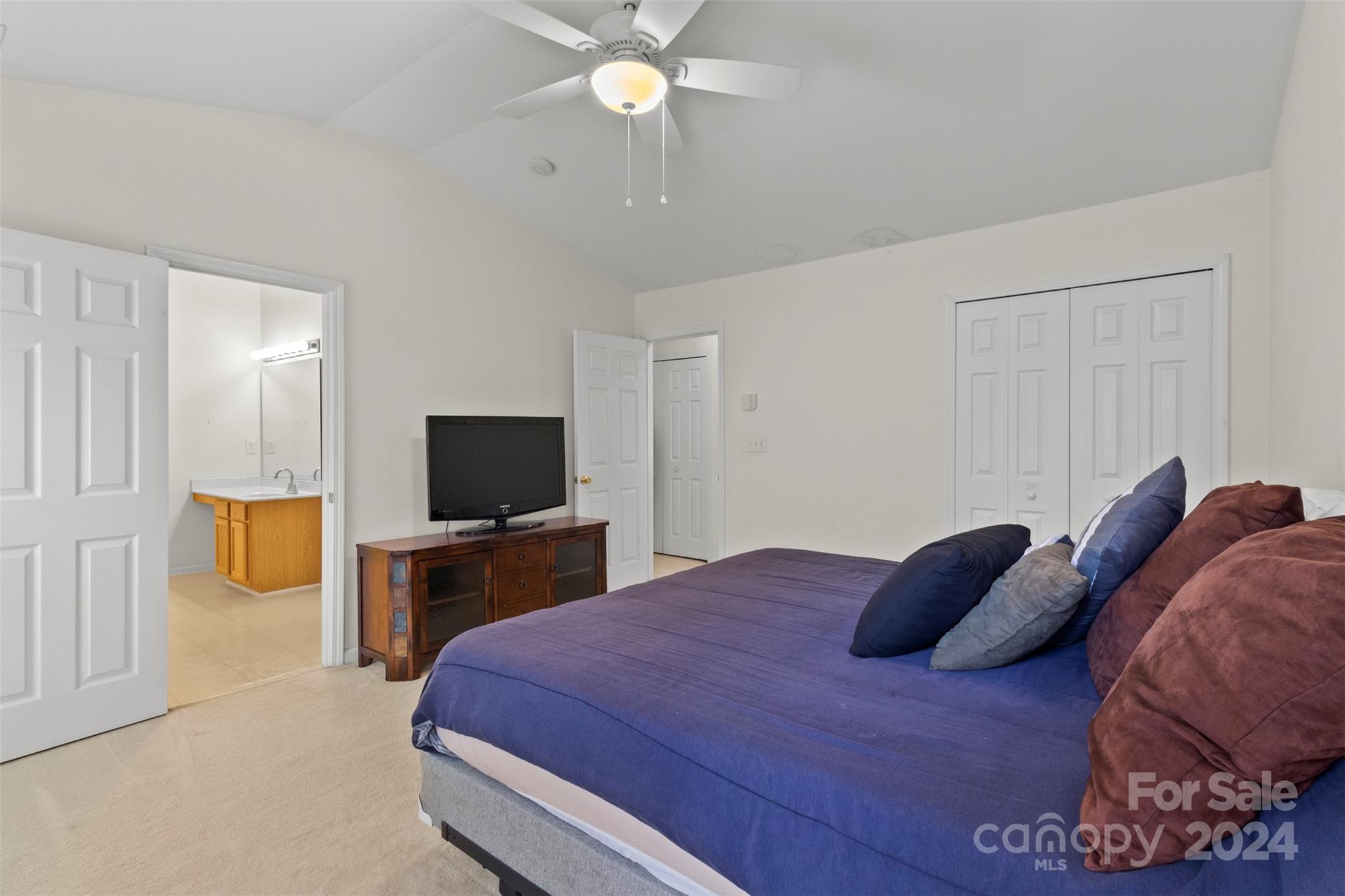 1514 Juniper Hills Lane