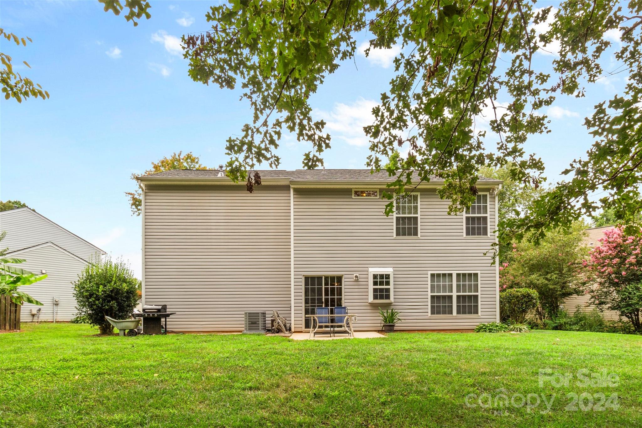 1514 Juniper Hills Lane