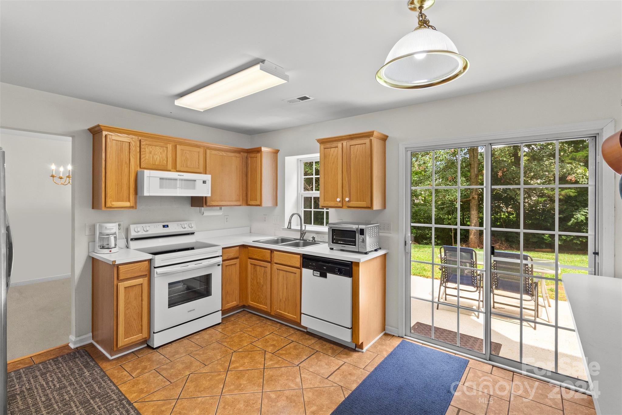 1514 Juniper Hills Lane