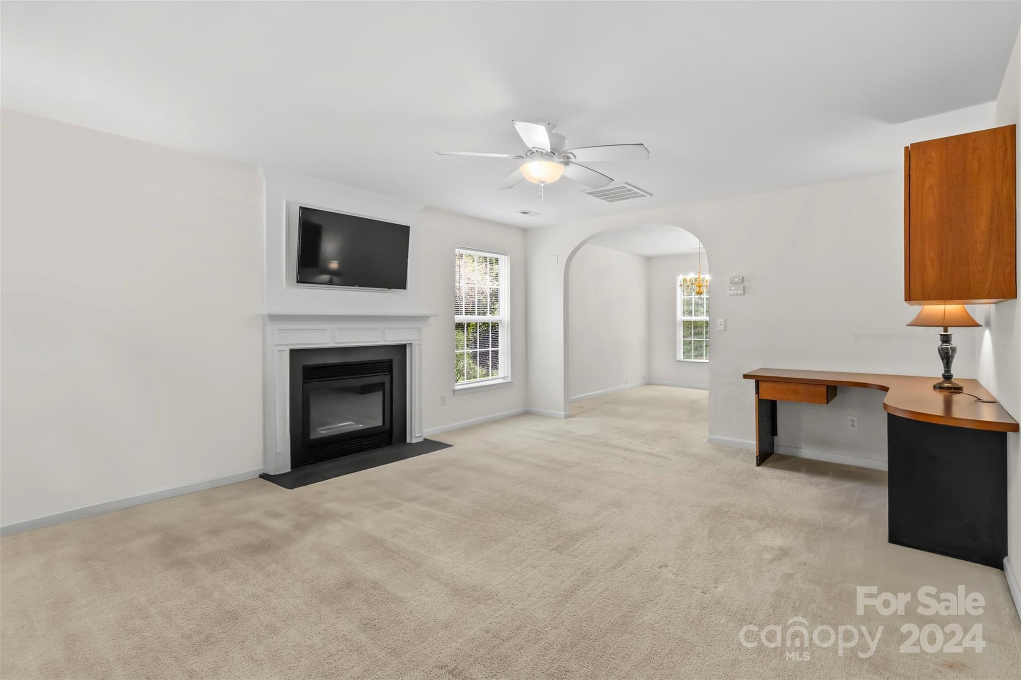 1514 Juniper Hills Lane