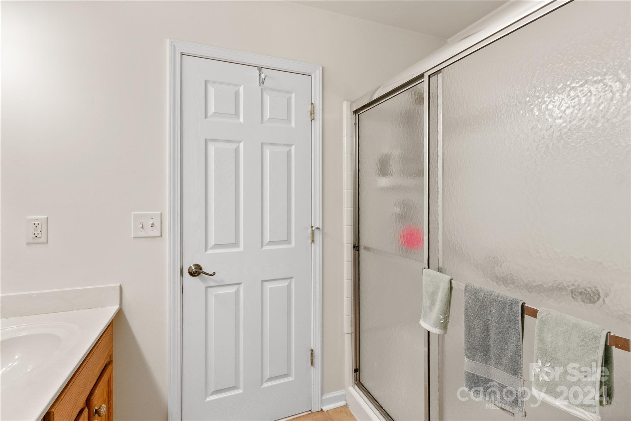 3074 Des Prez Avenue