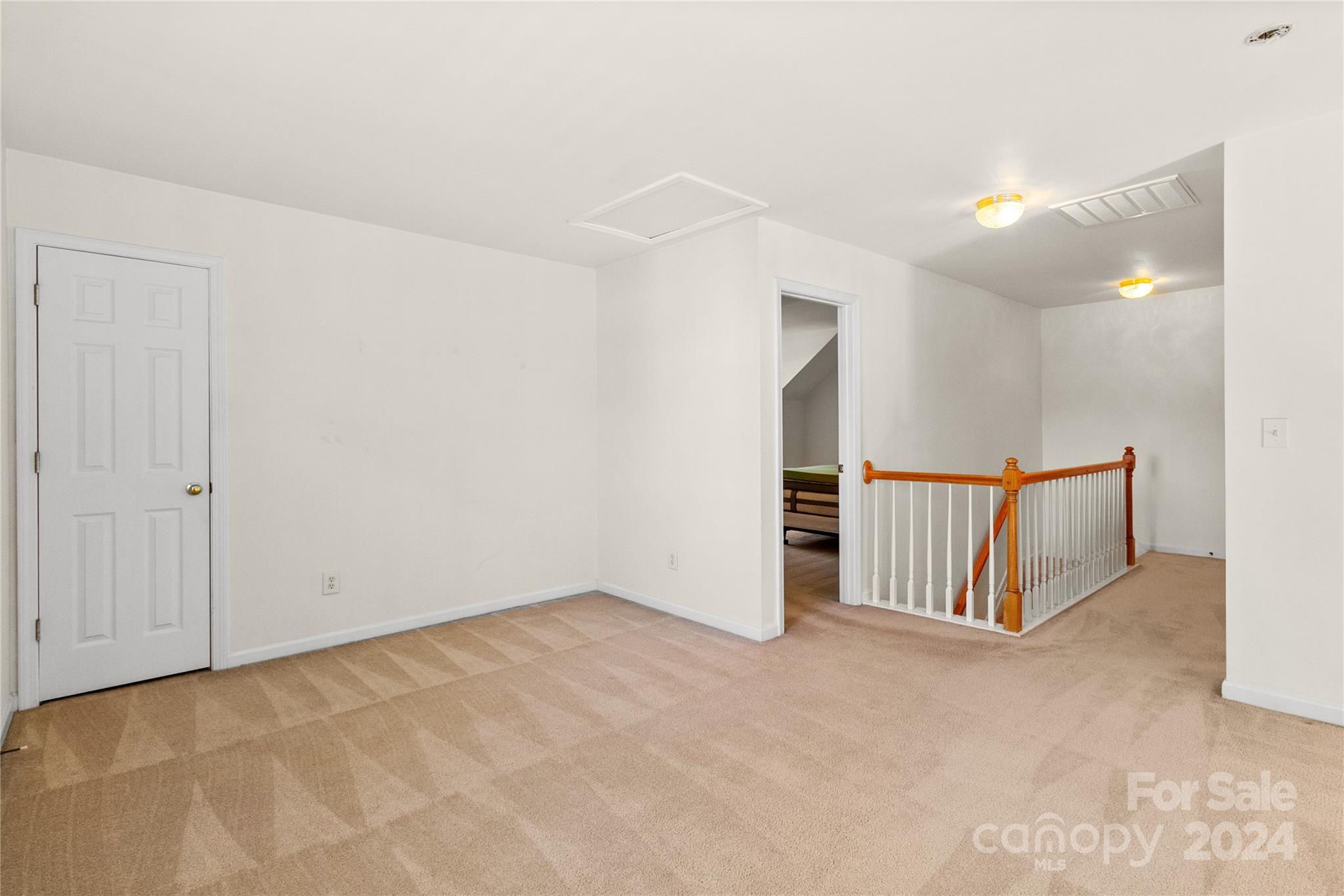 3074 Des Prez Avenue