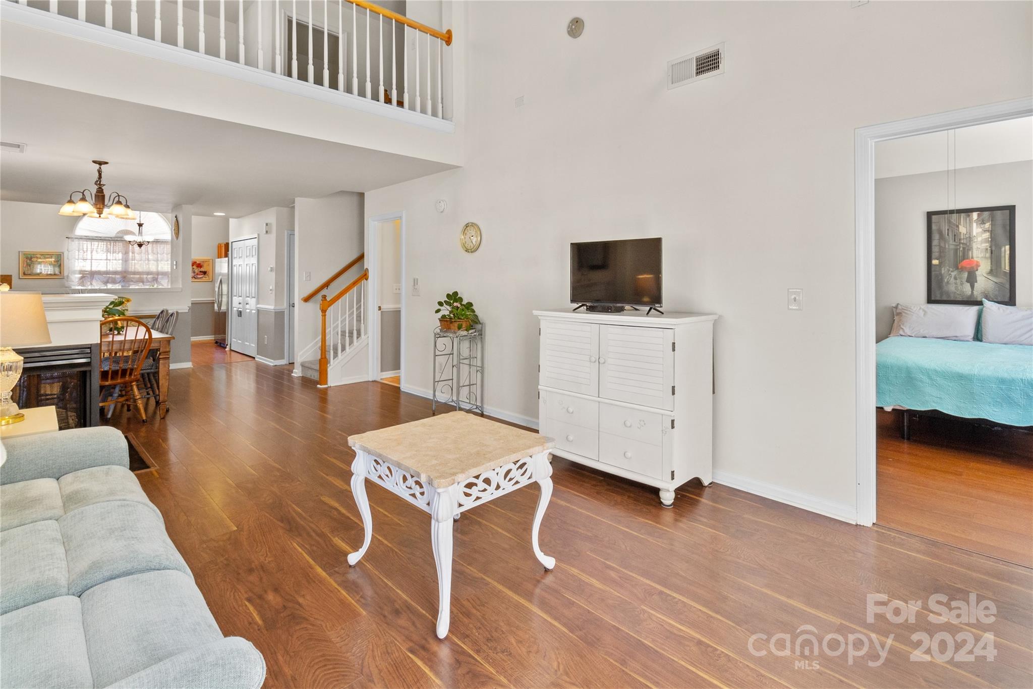 3074 Des Prez Avenue