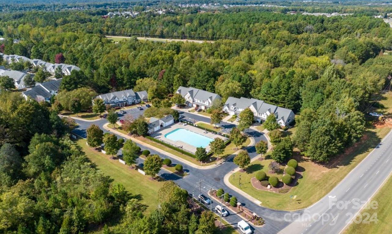 3074 Des Prez Avenue
