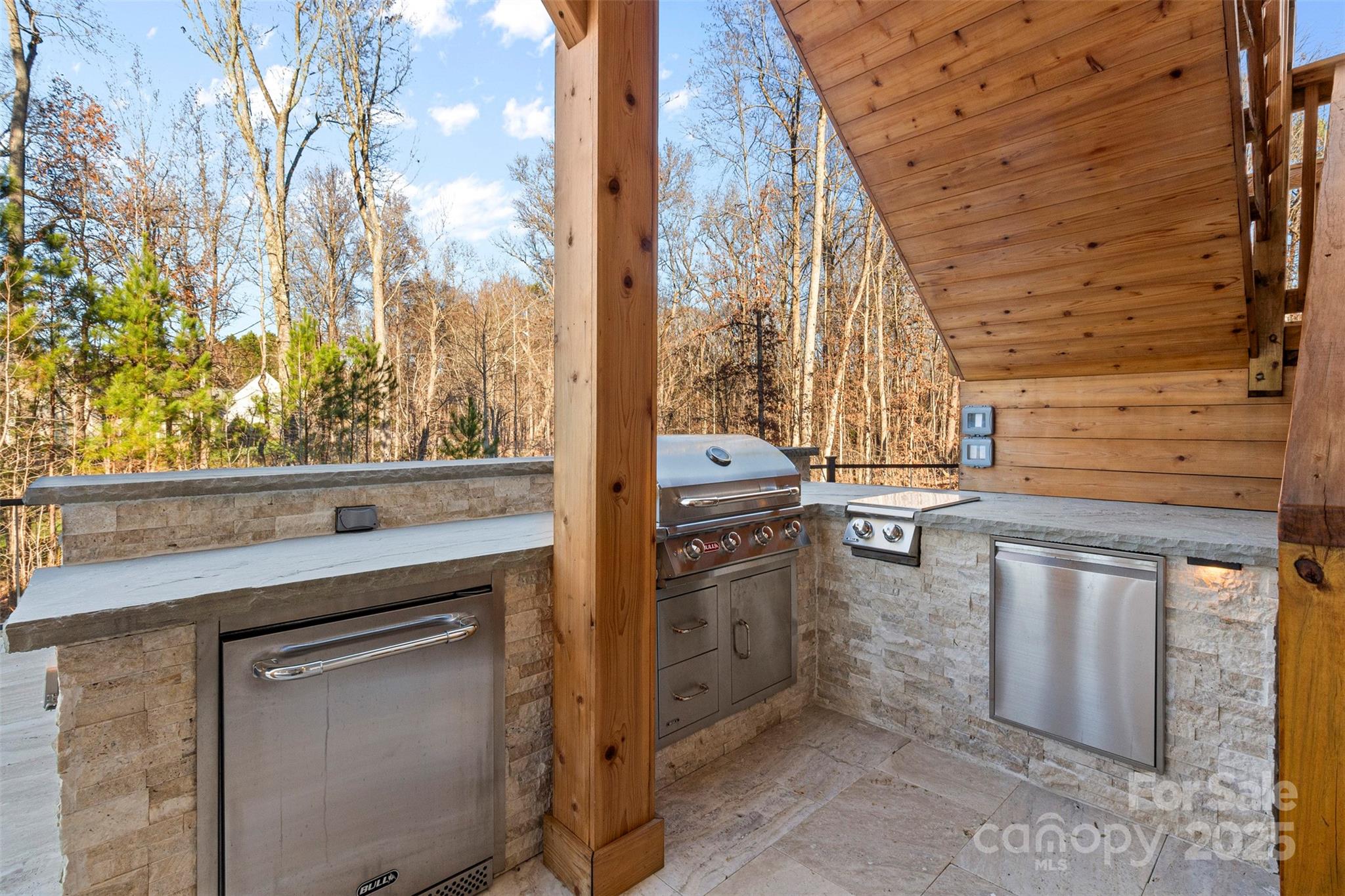 1801 Pin Oak Court